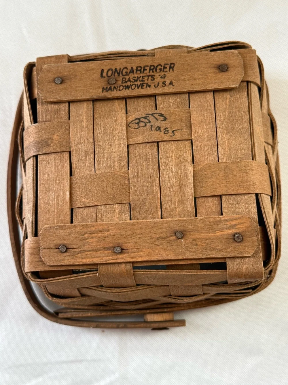 1985 Longaberger Brown Woven Square Berry Basket with Handle